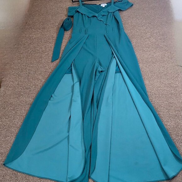 Shelby + Palmer Off The Shoulder Split Flare Leg Jumpsuit in sz Sz 16 Pre-owned - Picture 2 of 8